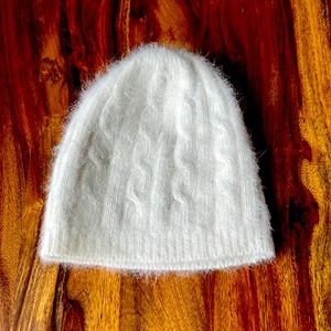 Angora Rabbit Hair/Wool blend cableknit beanie